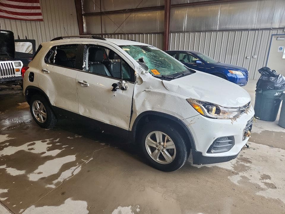 2020 CHEVROLET TRAX 1LT 4
