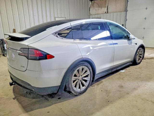 2017 TESLA MODEL X 3