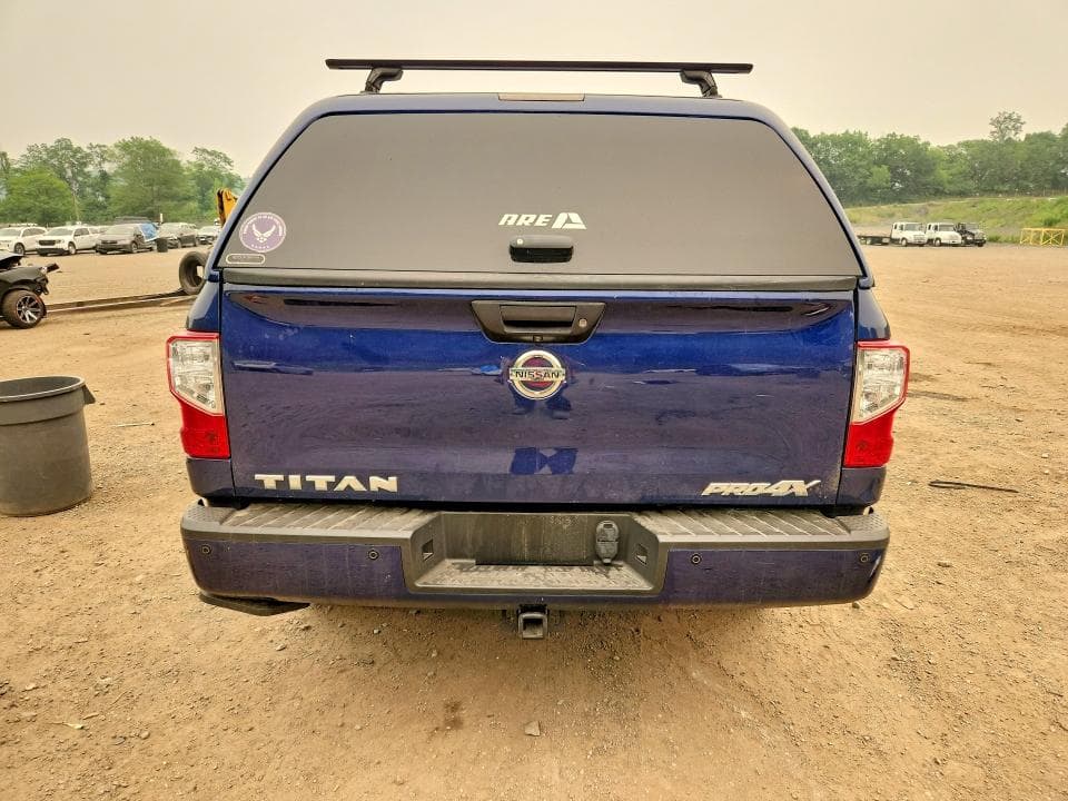 2019 NISSAN TITAN PRO-4X 6