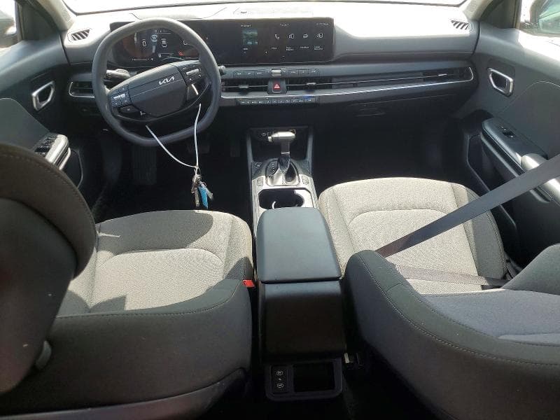2025 KIA K4 LXS 8