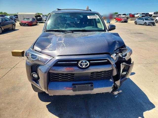 2023 TOYOTA 4RUNNER SR5 5