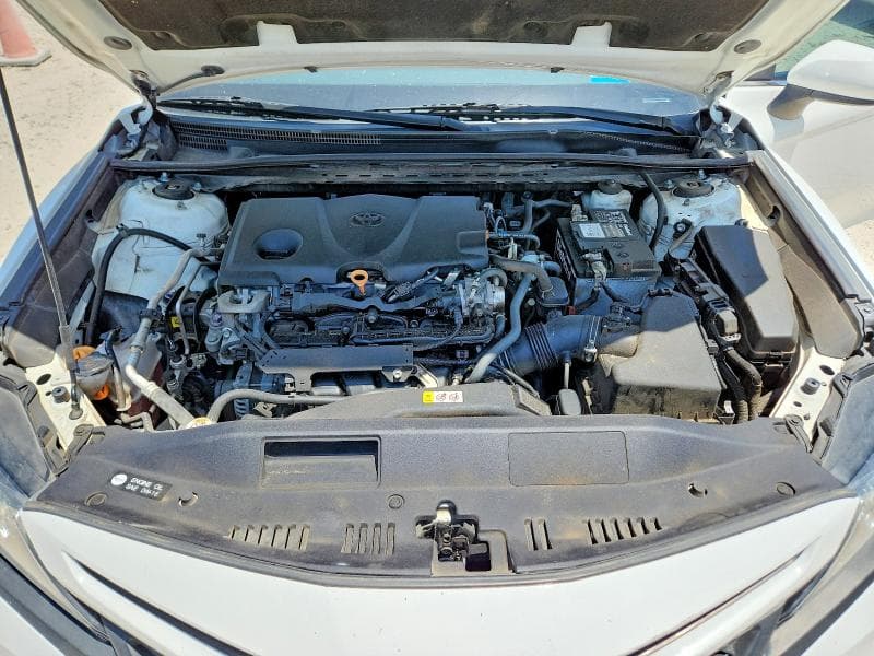 2021 TOYOTA CAMRY SE 11