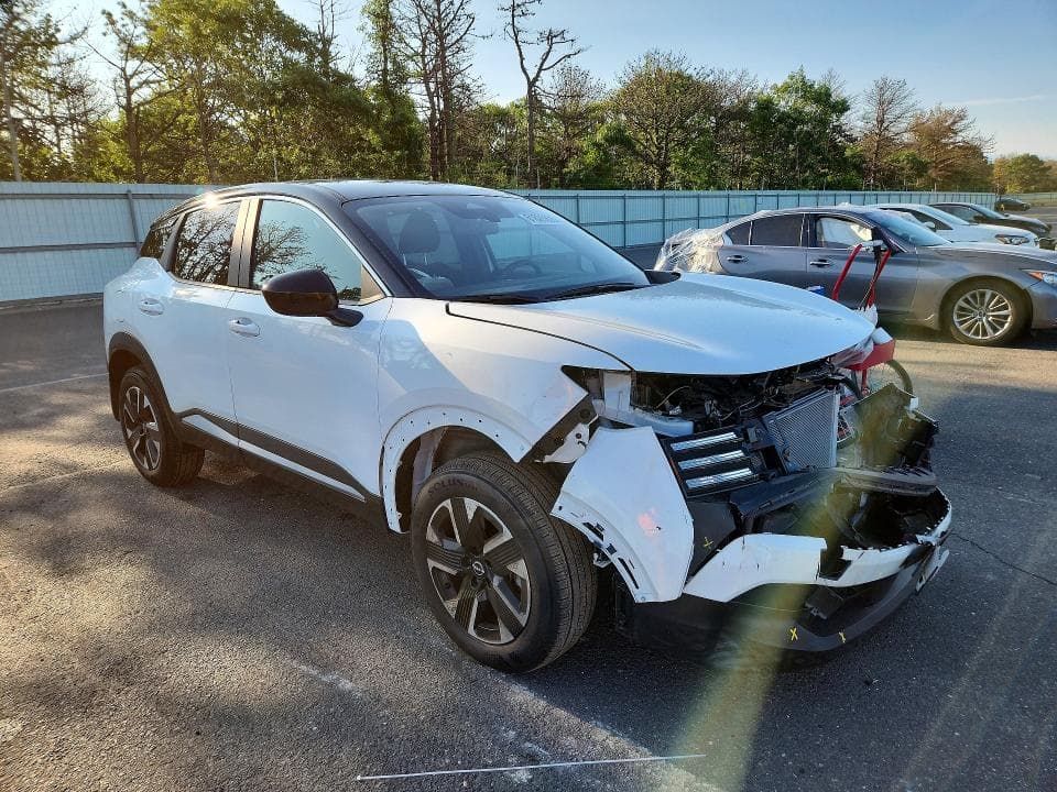 2025 NISSAN KICKS SV 4
