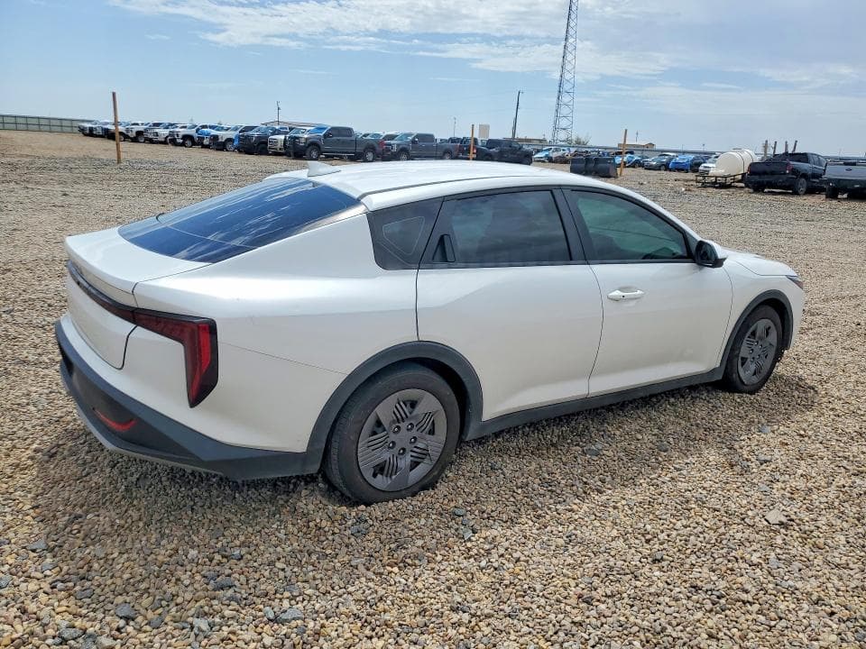 2025 KIA K4 LX 3