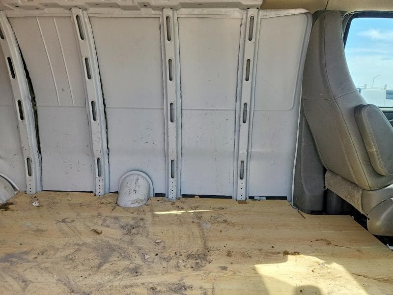 2025 CHEVROLET EXPRESS G2500 10