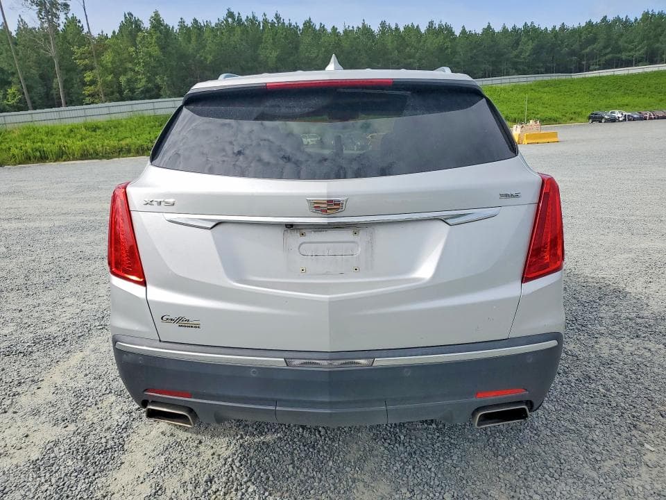 2017 CADILLAC XT5 LUXURY 6