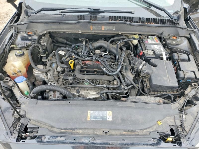 2017 FORD FUSION SE 11