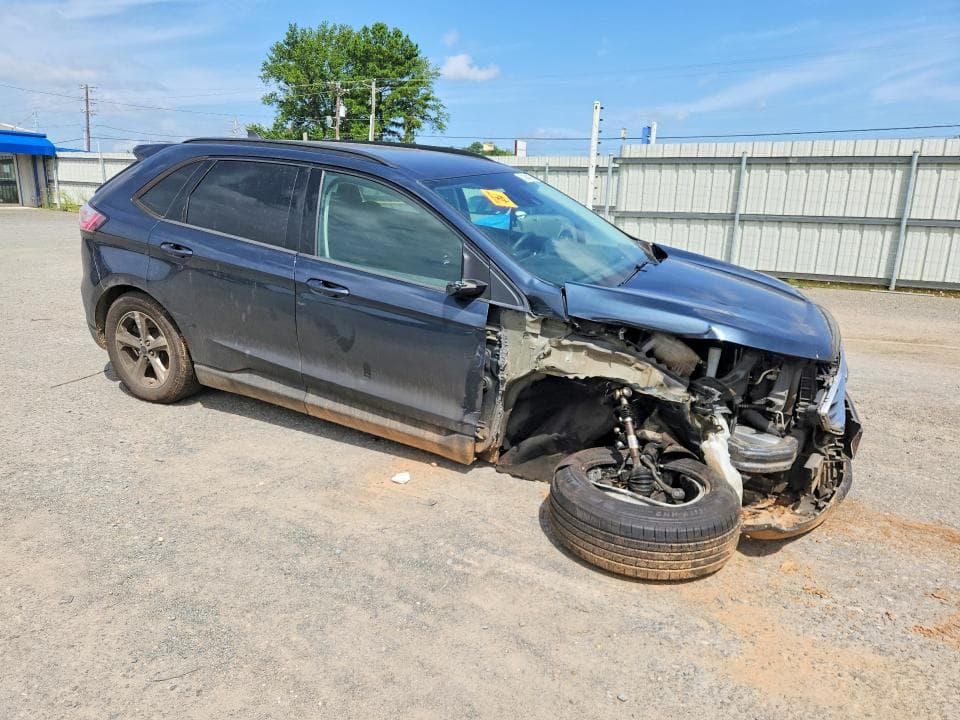 2022 FORD EDGE SE 4