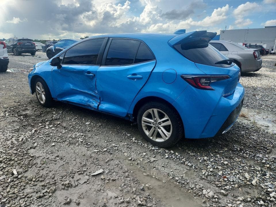 2019 TOYOTA COROLLA HATCHBACK SE 2