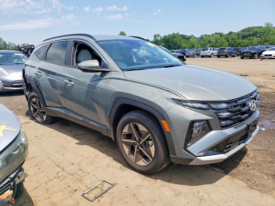2026 HYUNDAI TUCSON SEL 4