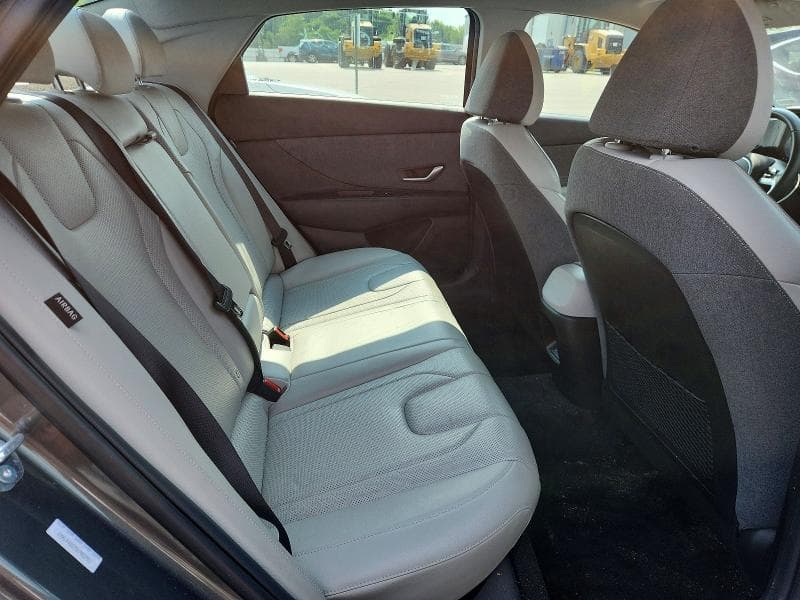 2025 HYUNDAI ELANTRA LIMITED 10
