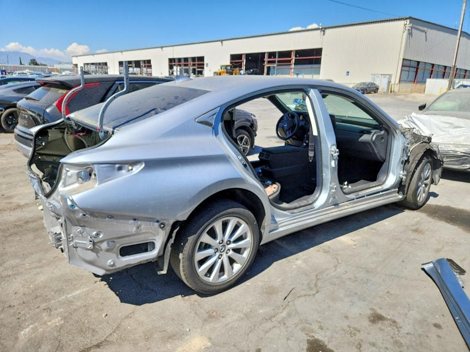 2024 LEXUS ES 300H BASE 3