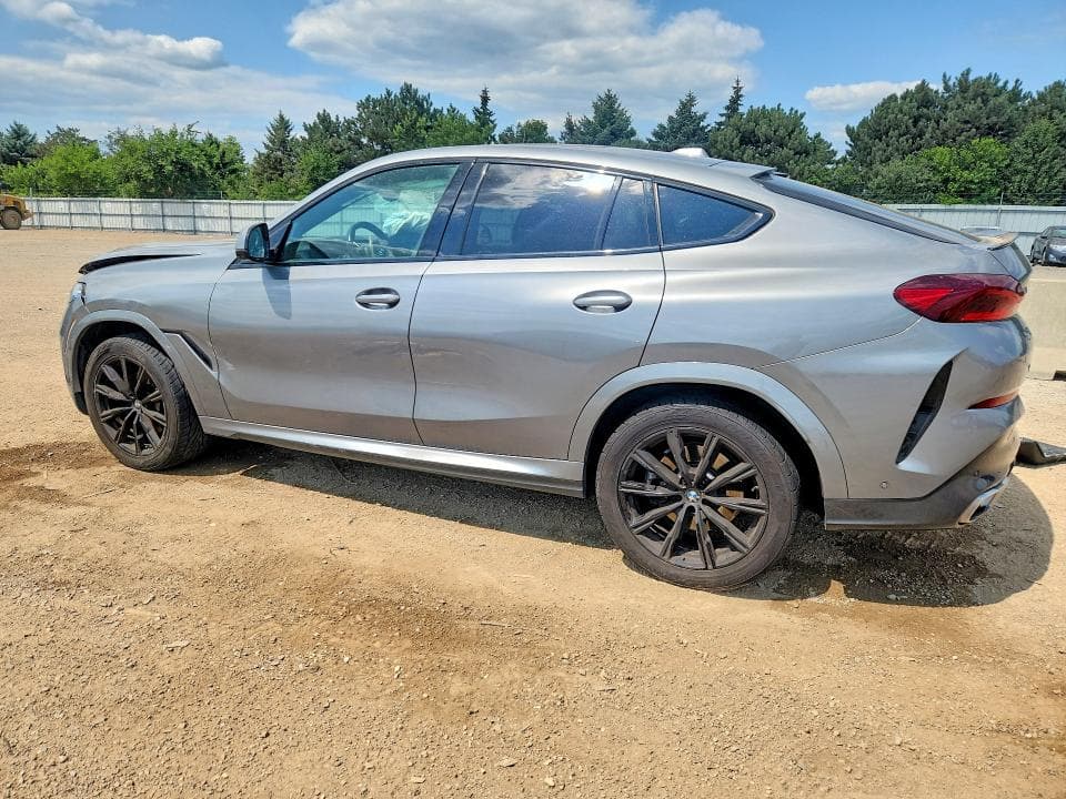 2025 BMW X6 XDRIVE40I 2