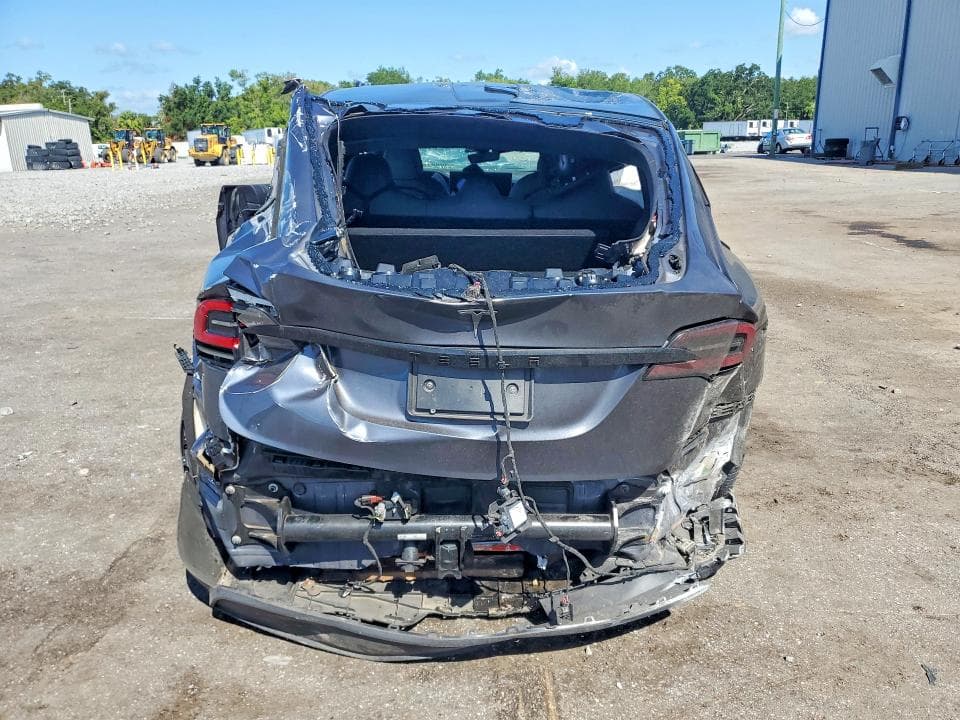 2022 TESLA MODEL X 6