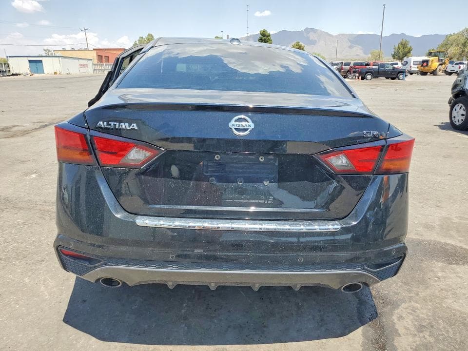 2021 NISSAN ALTIMA SR 6