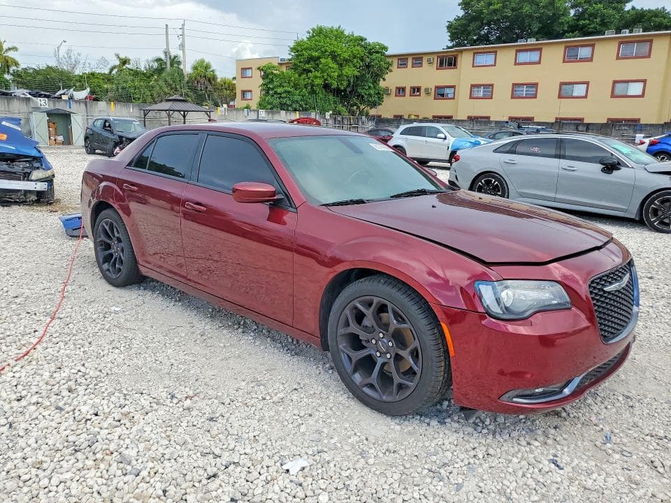 2019 CHRYSLER 300 S 4
