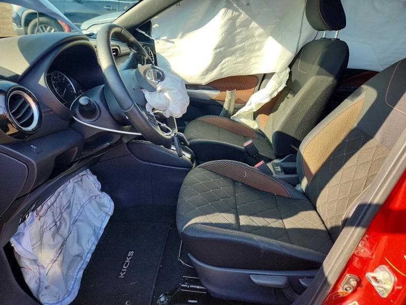 2019 NISSAN KICKS SR 7