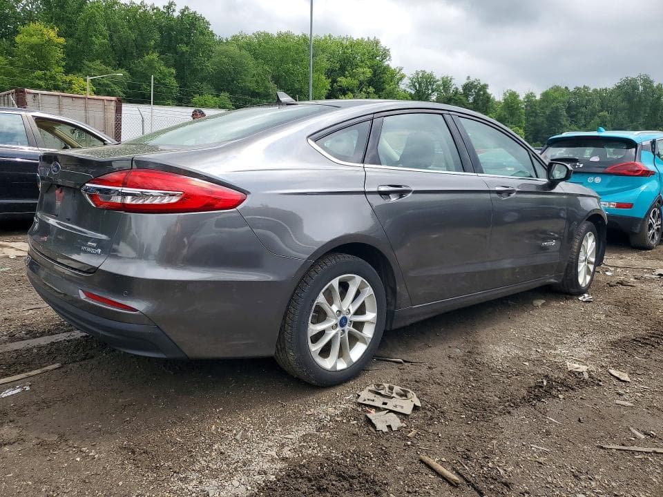 2019 FORD FUSION SE 3