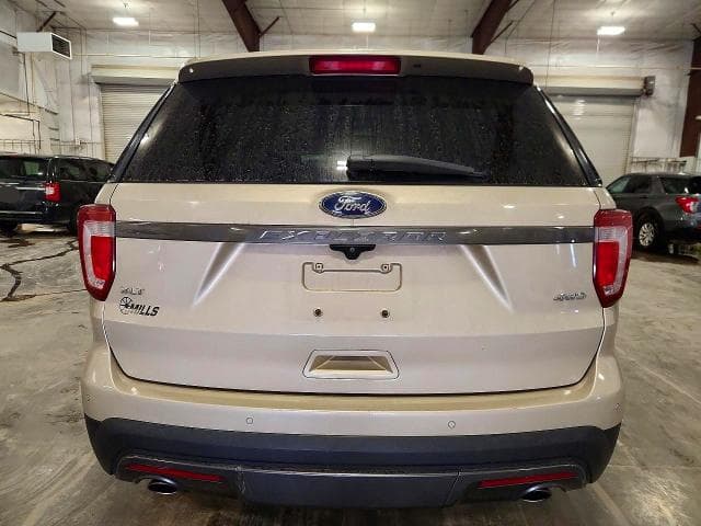 2017 FORD EXPLORER XLT 6