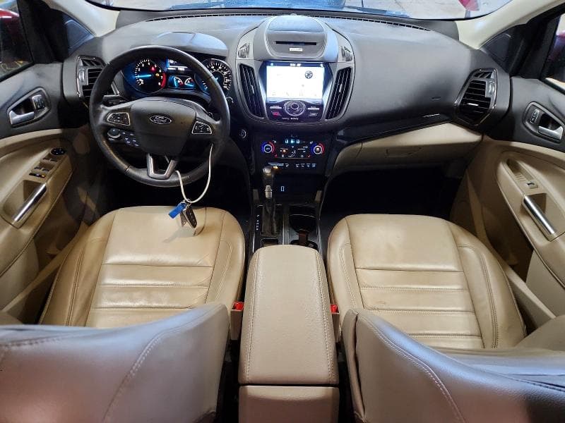 2017 FORD ESCAPE TITANIUM 8