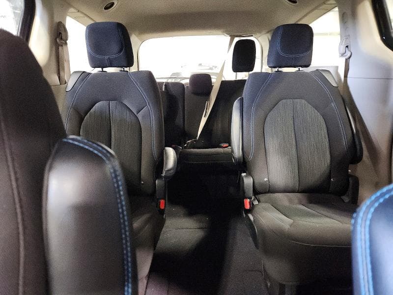 2021 CHRYSLER PACIFICA TOURING 10