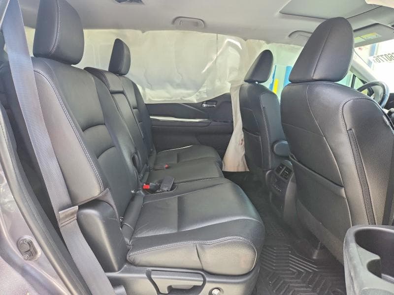 2021 HONDA PILOT SE 11