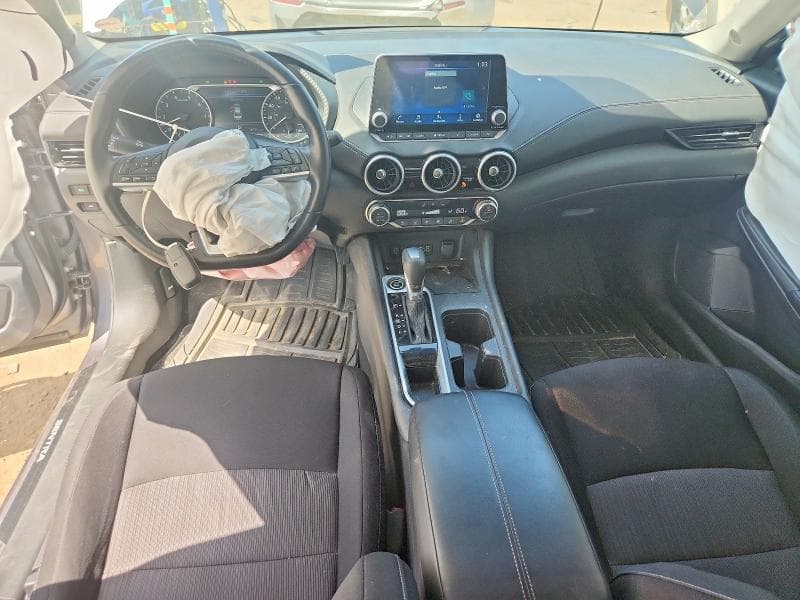 2025 NISSAN SENTRA SV 8
