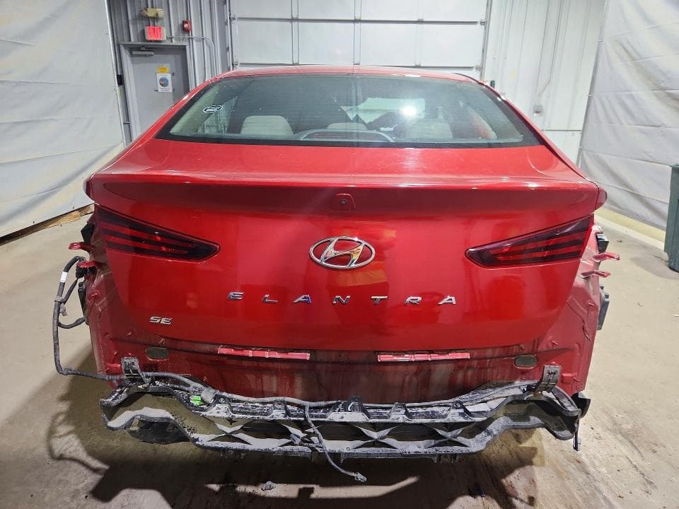 2019 HYUNDAI ELANTRA SE 6