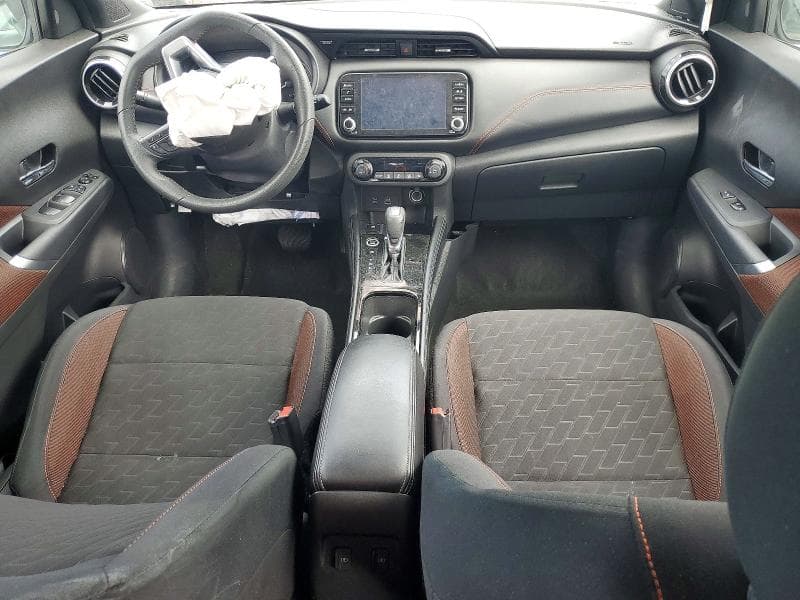 2024 NISSAN KICKS SR 8