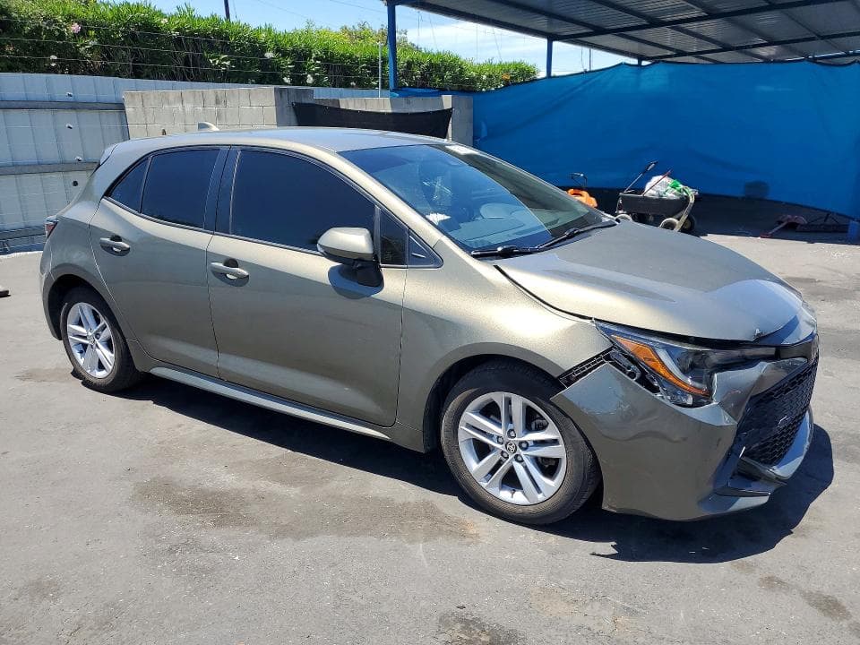 2019 TOYOTA COROLLA HATCHBACK SE 4
