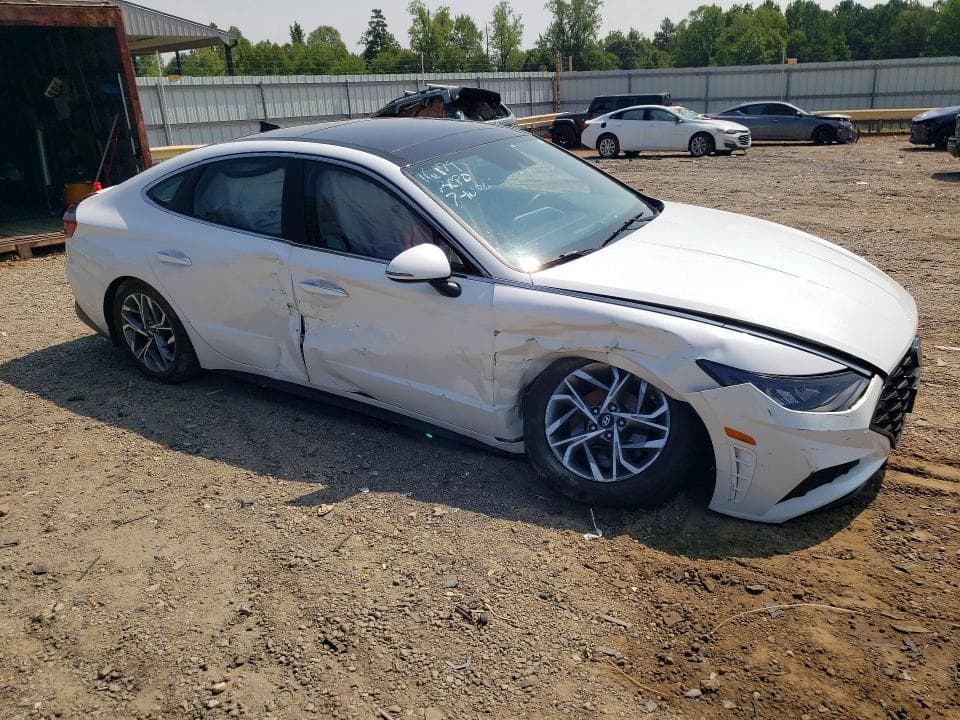 2021 HYUNDAI SONATA SEL 4