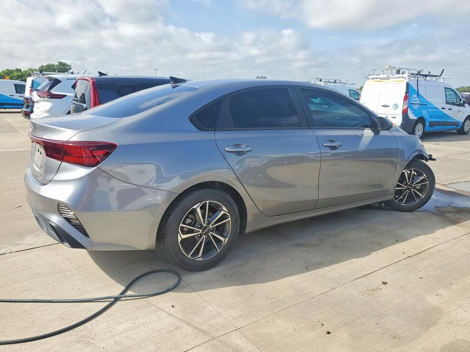2022 KIA FORTE LXS 3