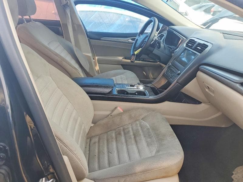 2017 FORD FUSION SE 7