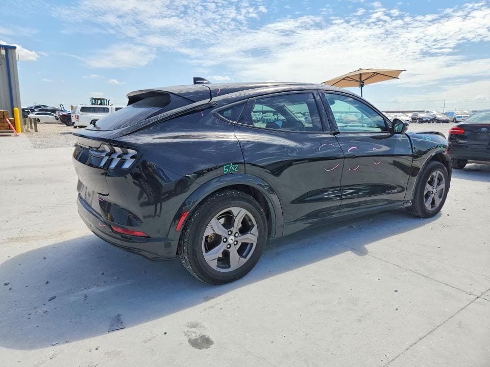 2023 FORD MUSTANG MACH-E PREMIUM 3
