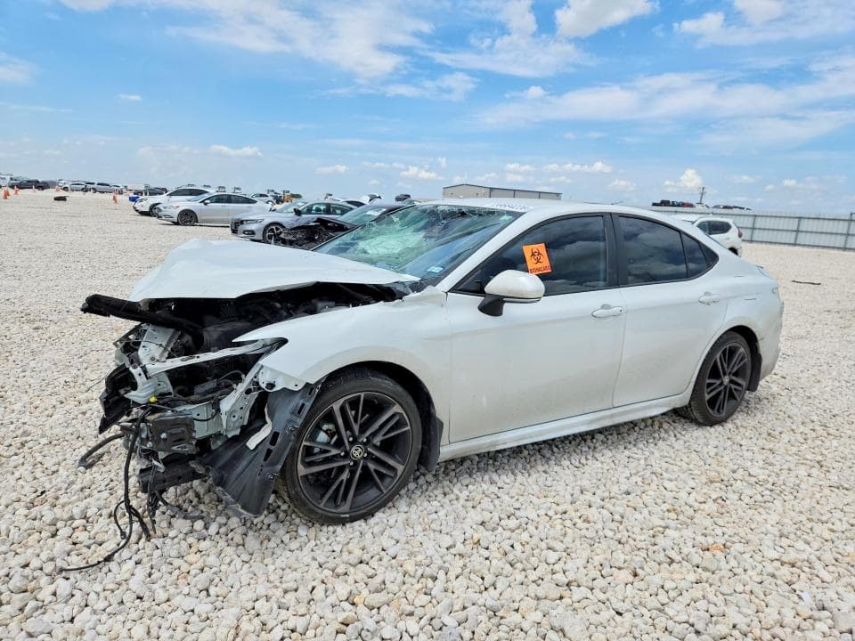 2025 TOYOTA CAMRY XSE - 1