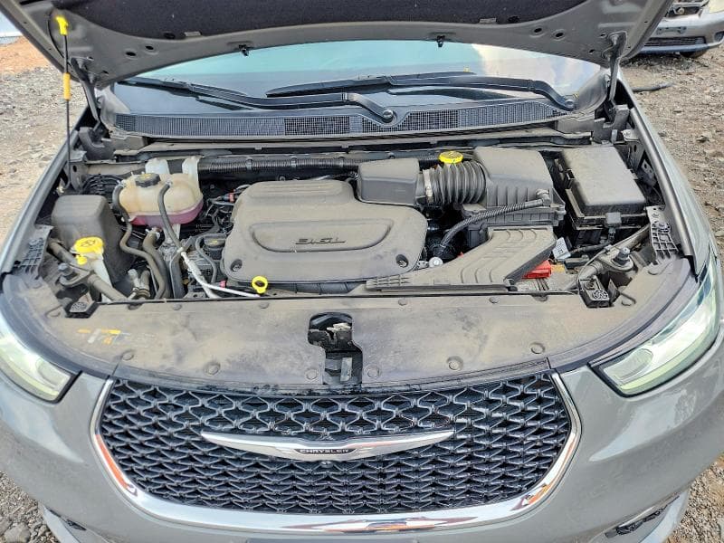 2024 CHRYSLER PACIFICA TOURING L 12