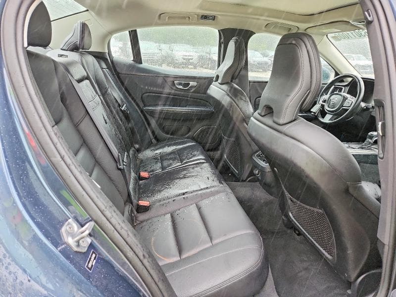 2019 VOLVO S60 T5 INSCRIPTION 10