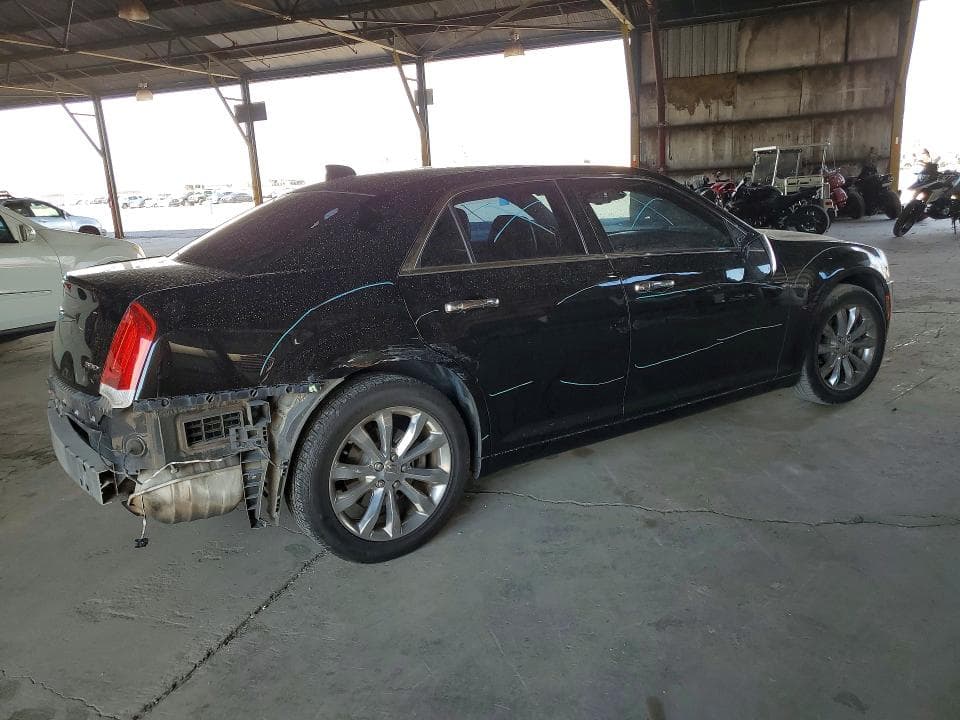 2018 CHRYSLER 300 LIMITED 3