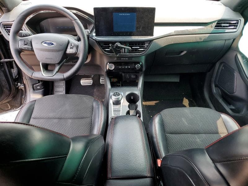 2024 FORD ESCAPE ST LINE 8