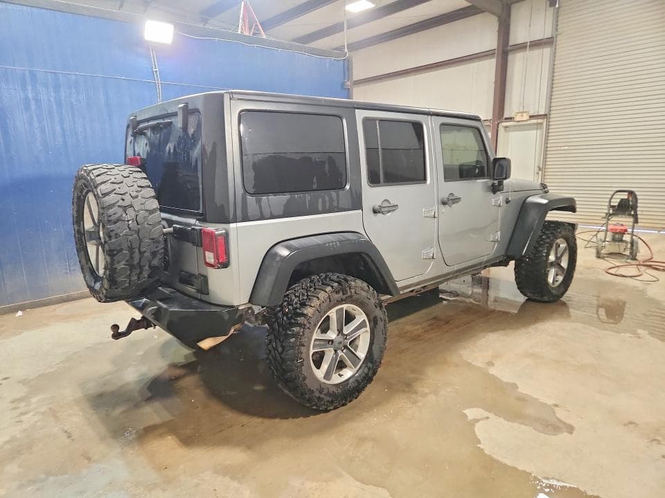 2017 JEEP WRANGLER UNLIMITED SPORT 3