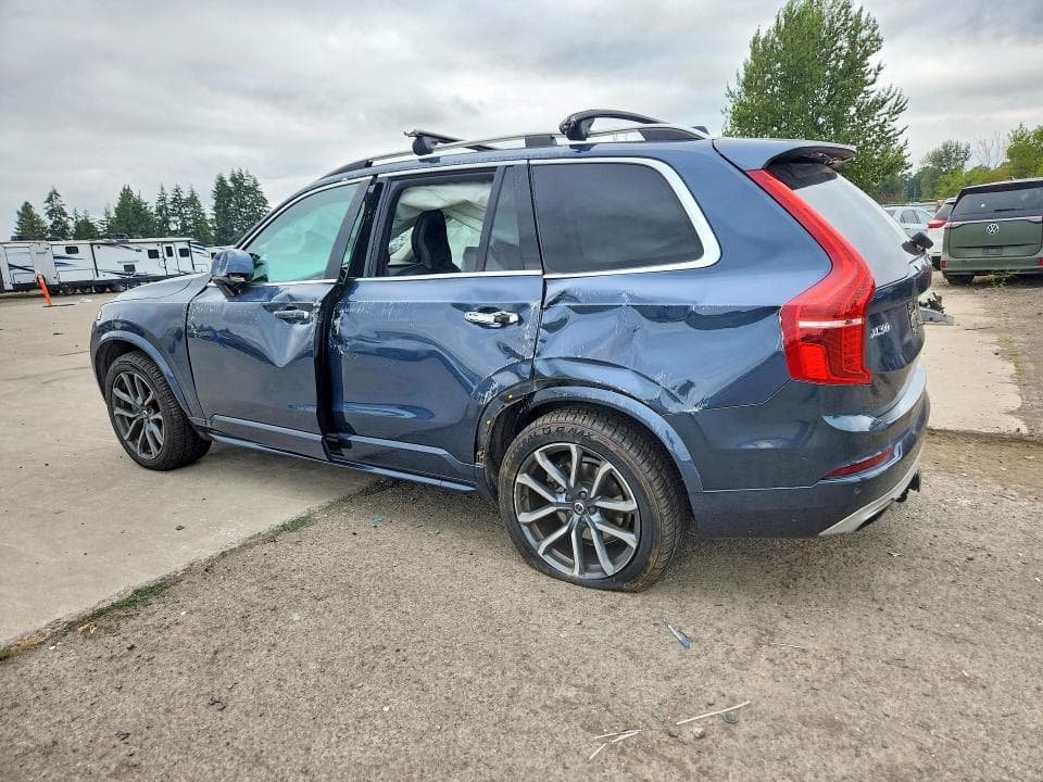 2019 VOLVO XC90 T6 MOMENTUM 2