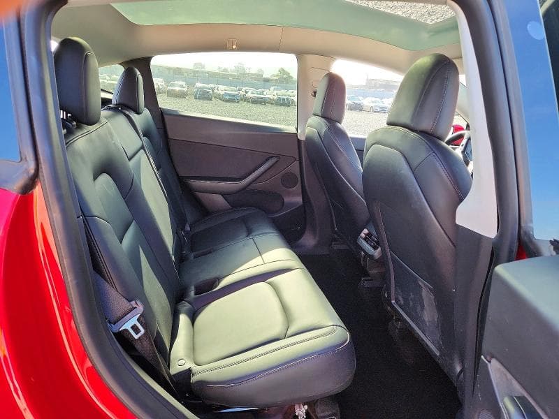 2021 TESLA MODEL Y 10