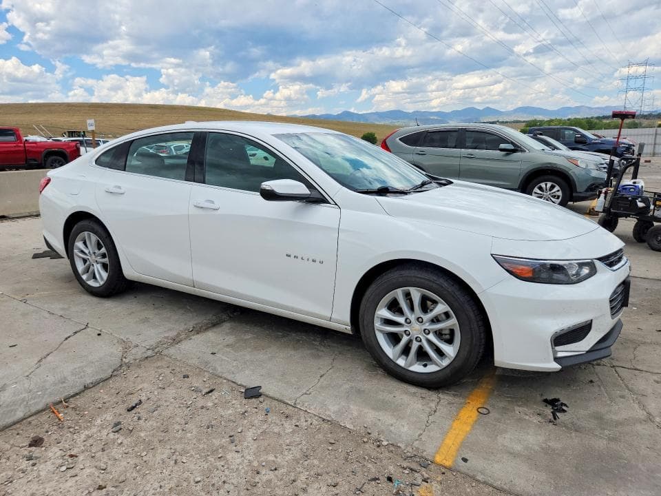 2017 CHEVROLET MALIBU LT 4