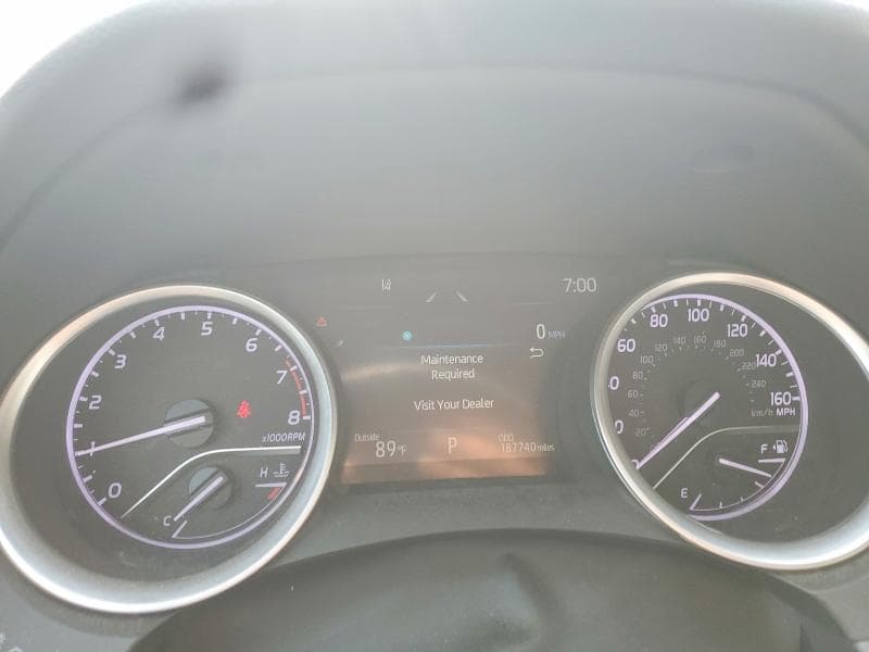 2022 TOYOTA CAMRY LE 9
