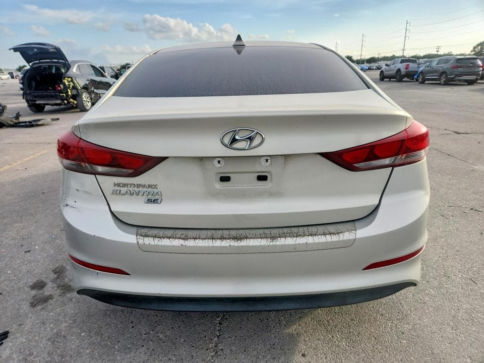 2017 HYUNDAI ELANTRA SE 6