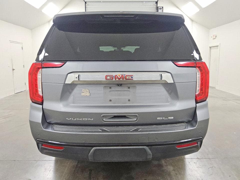 2022 GMC YUKON SLE 6