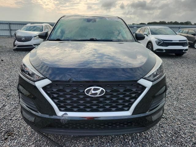 2020 HYUNDAI TUCSON SE 5