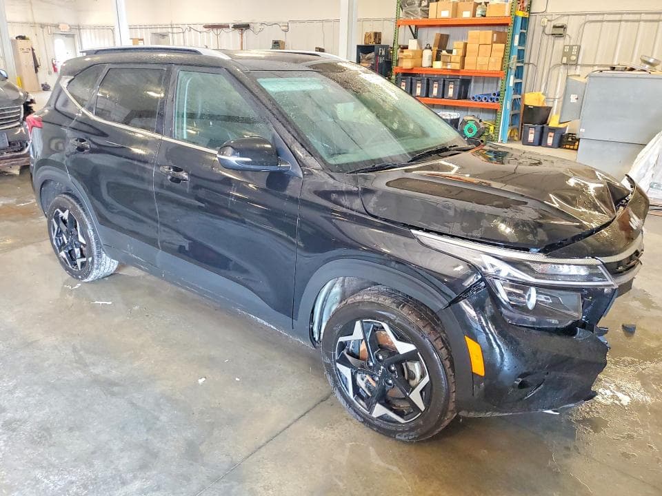 2024 KIA SELTOS EX 4