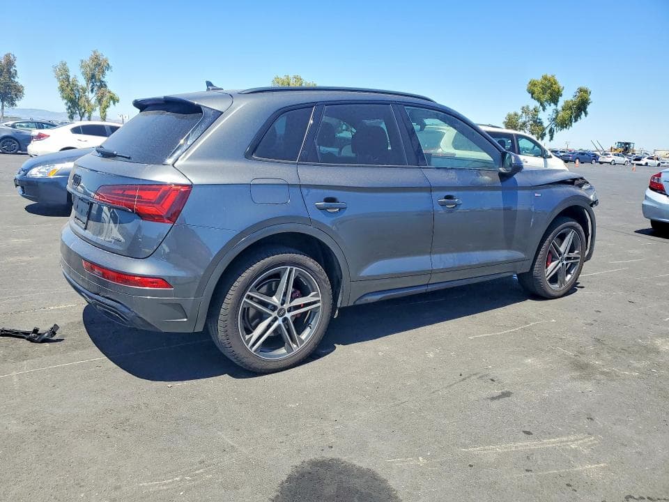 2024 AUDI Q5 E PREMIUM PLUS 55 3