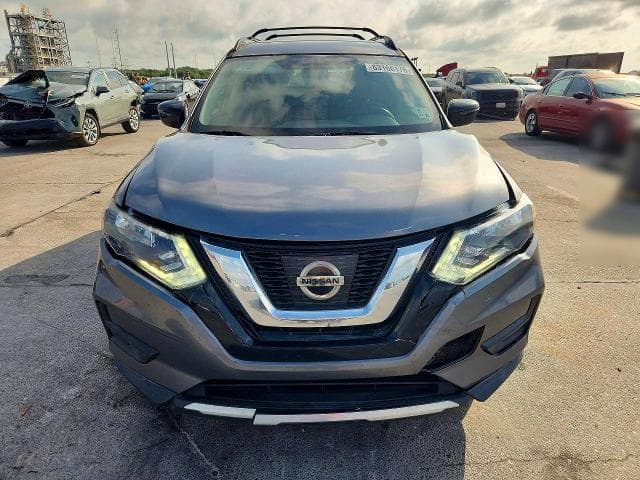 2017 NISSAN ROGUE SV 5